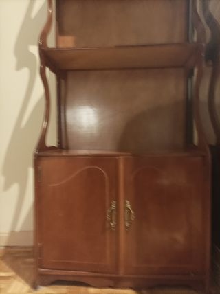 Estantería de madera