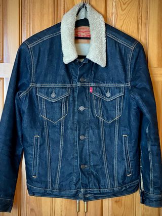 Cazadora vaquera Levi's borreguillo
Talla S
