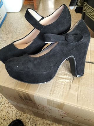 Zapatos negros