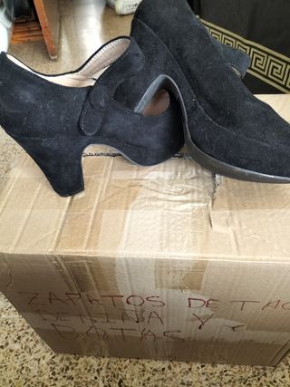 Zapatos negros