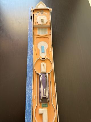 Barco MSC crucero maqueta 53x10cm