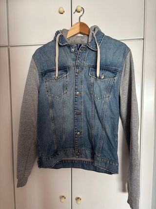Cazadora vaquera con capucha  Estilo urbano  Talla M