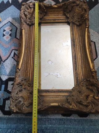 Espejo dorado estilo barroco