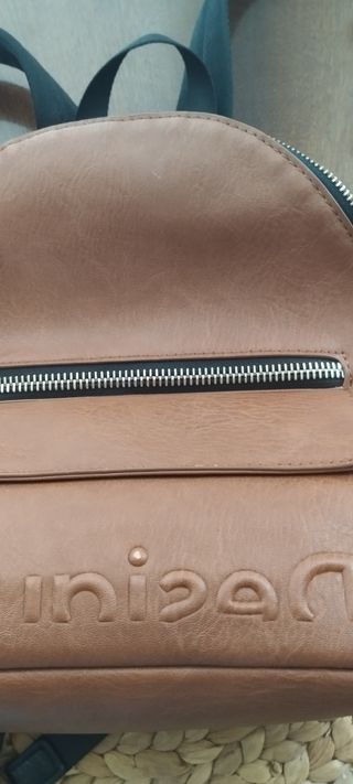 Mochila Desigual marrón