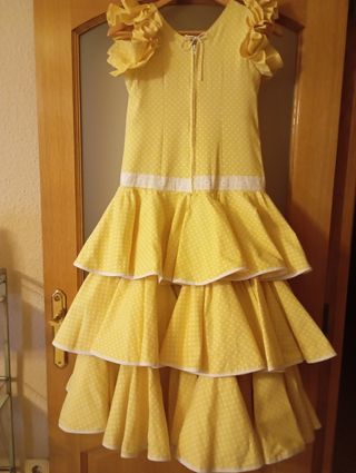 Traje de gitana muy bonito
