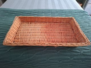 Bandeja mimbre marrón