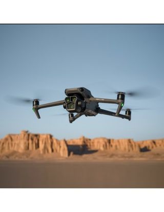 Piloto para vídeo con dron y fotografía áerea