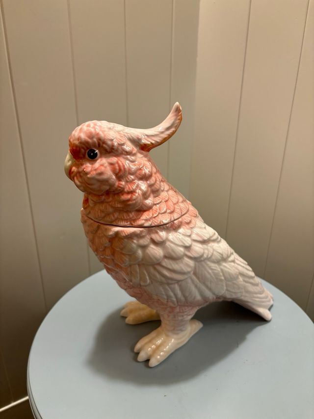 Cacatúa rosa KARE: Caja cerámica