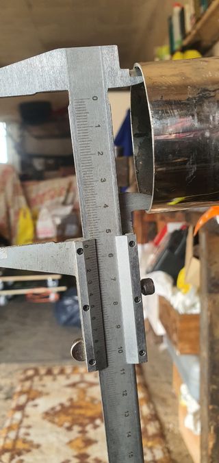 Cola de escape Xcese