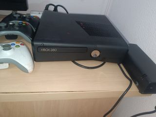 Se vende televisión con consola y juegos