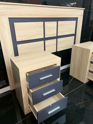 PACK CABECERO 135/150 + 2 MESITAS DE NOCHE NUEVO