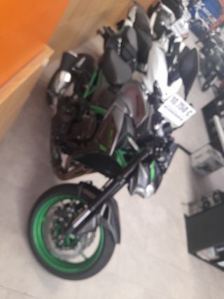 kawasaki Z900