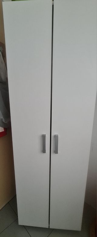 Mueble blanco lacado dos puertas