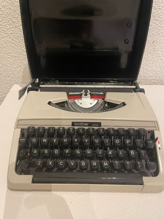 Máquina escribir Brother 210