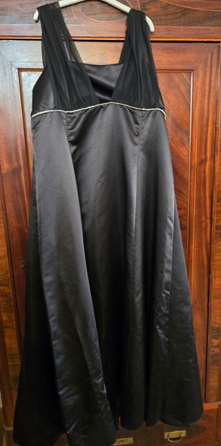 Vestido negro Sensu Diseño usado 1 vez