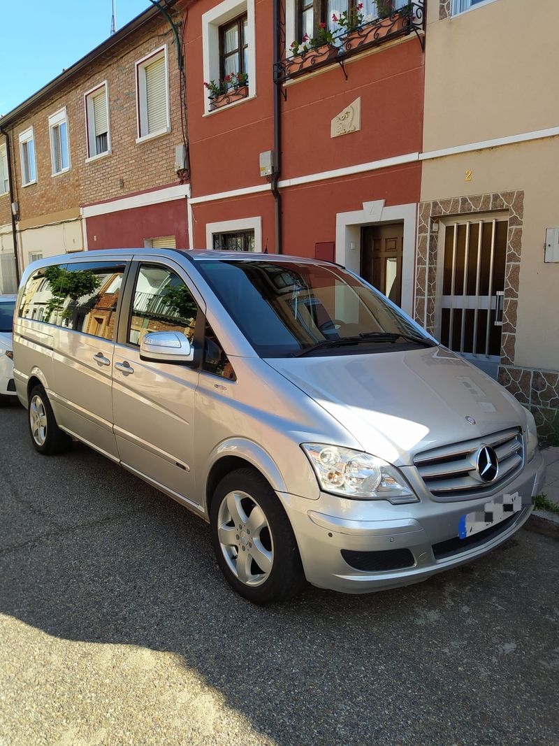 Mercedes-Benz Viano 2013 - foto 1