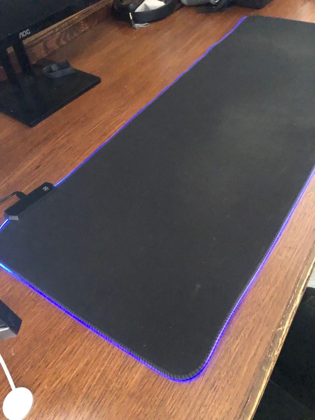 Alfombrilla para teclado y ratón con luces LED RGB