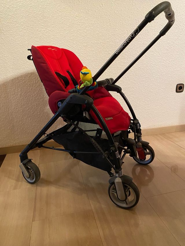 Cochecito Bebé confort rojo