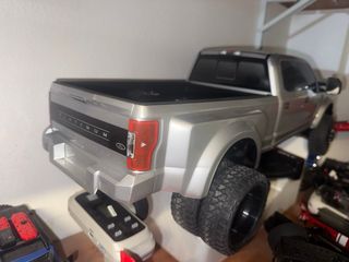 RC Cen Racing Ford F-450 - Caminhão