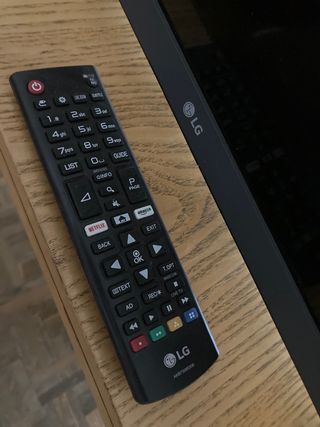 SmarTV - Television LG 56cm