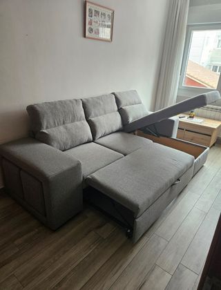 Sofá chaise longue gris