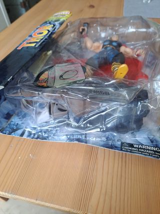 Figura marvel legends thor