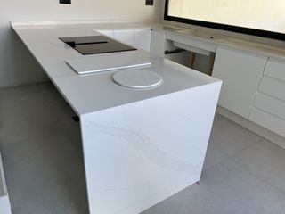 Encimeras Mármol Granito Cuarzo y Porcelánico
