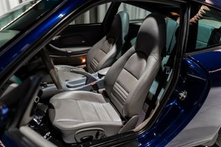 Porsche 911 996 TARGA MANUAL 2002