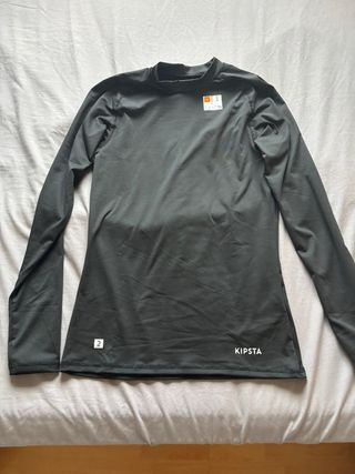 Camiseta termica Kipsta negra - talla M