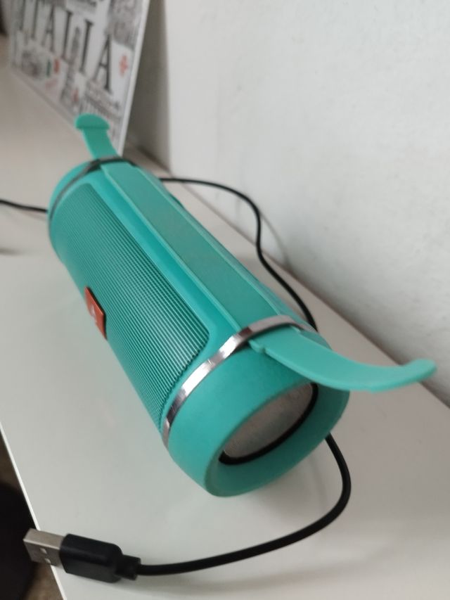 Altavoz Bluetooth portátil
