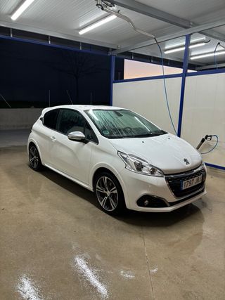 Peugeot 208 GTI 2016