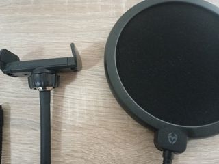 Soporte móvil + Pop Filter