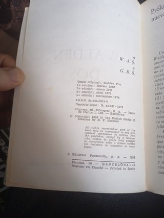 B.F. SKINNER, WALDEN DOS