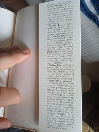B.F. SKINNER, WALDEN DOS