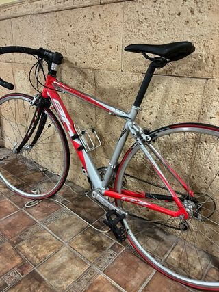 Bicicleta BH R2 Volan Carretera