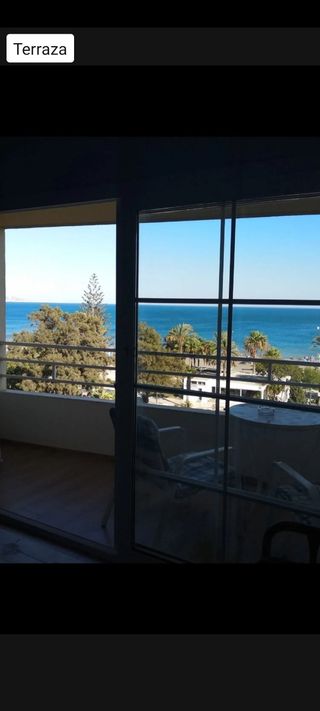 Apartamento en alquiler - vistas al mar