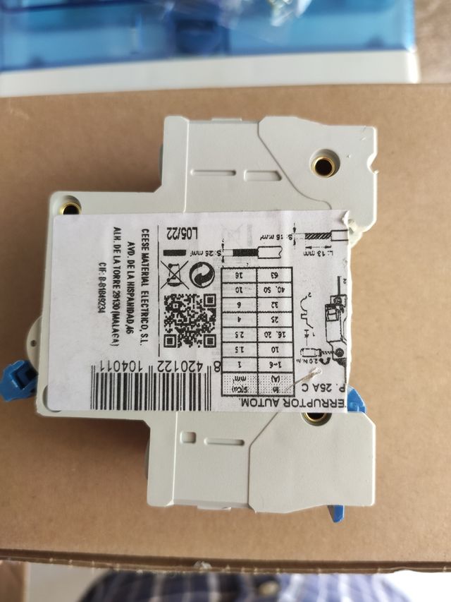 Interruptor automático CHINT 25A