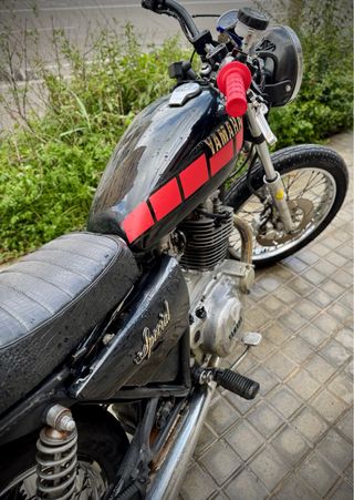 YAMAHA SR 250