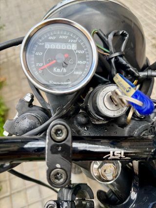 YAMAHA SR 250