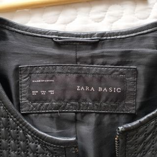 Cazadora Zara Basic negra - Talla XL