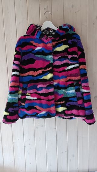Abrigo Desigual estilo Bad Gyal