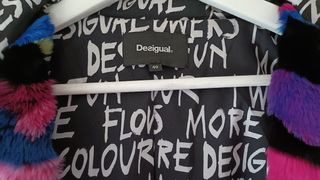 Abrigo Desigual estilo Bad Gyal