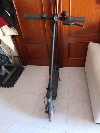 Patinete eléctrico Xiaomi en buen estado poco uso