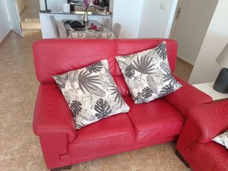 Juego de sillones de piel 3 y dos plazas rojos