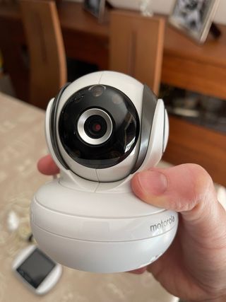 Vigilabebés Motorola con cámara y monitor