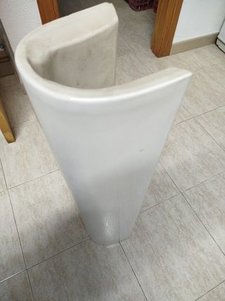 Lavabo con pedestal Roca porcelana blanco