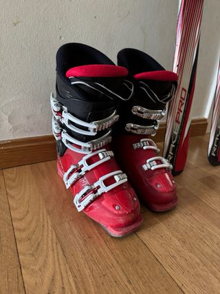 Esquís Elan 140cm + Botas 22.5 + Bastones