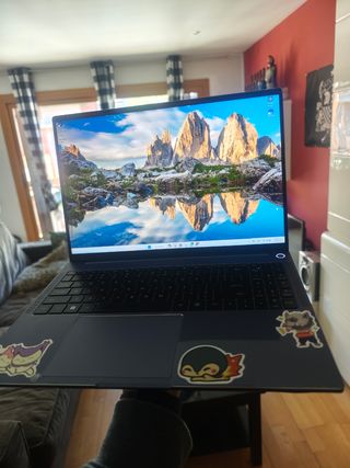 Portátil Gaming Ninkear A16 16” Ryzen 7 77 32G Ram