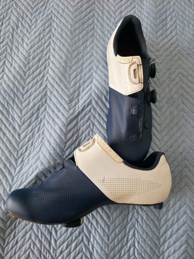 Zapatillas bici Fizik R3 Aria CARBONO!