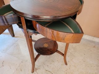 Tavolo da gioco antico